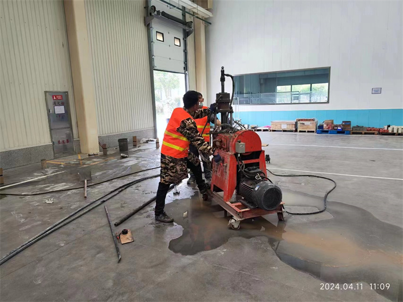 绥阳厂房地面下沉塌陷注浆加固施工